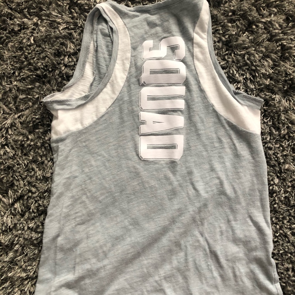 tank top - Picture 2 of 3